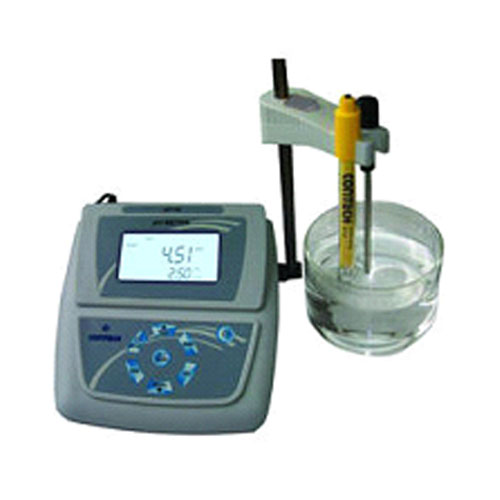 digital-conductivity-meter